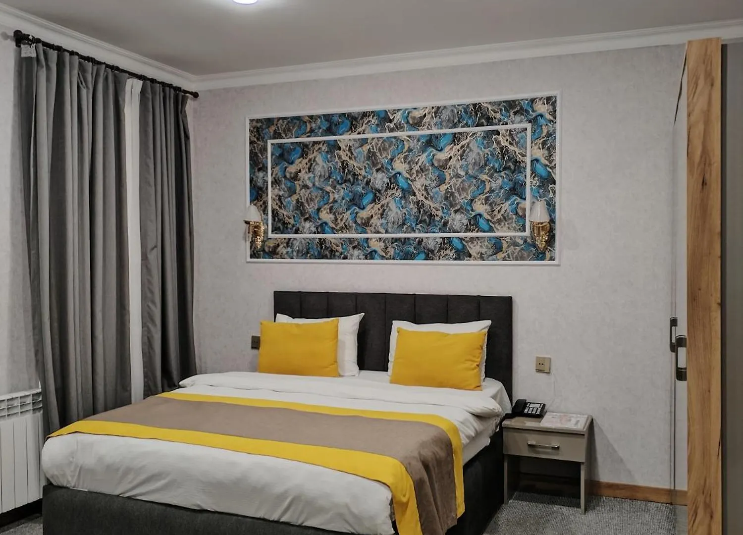 Pera Hotel Baku 4*,